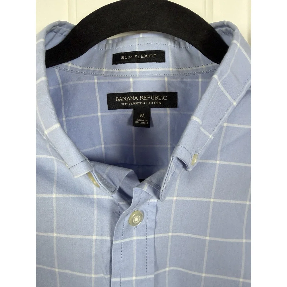 Banana Republic Men's Light Blue‎ checkered Dress Shirt, Size Medium